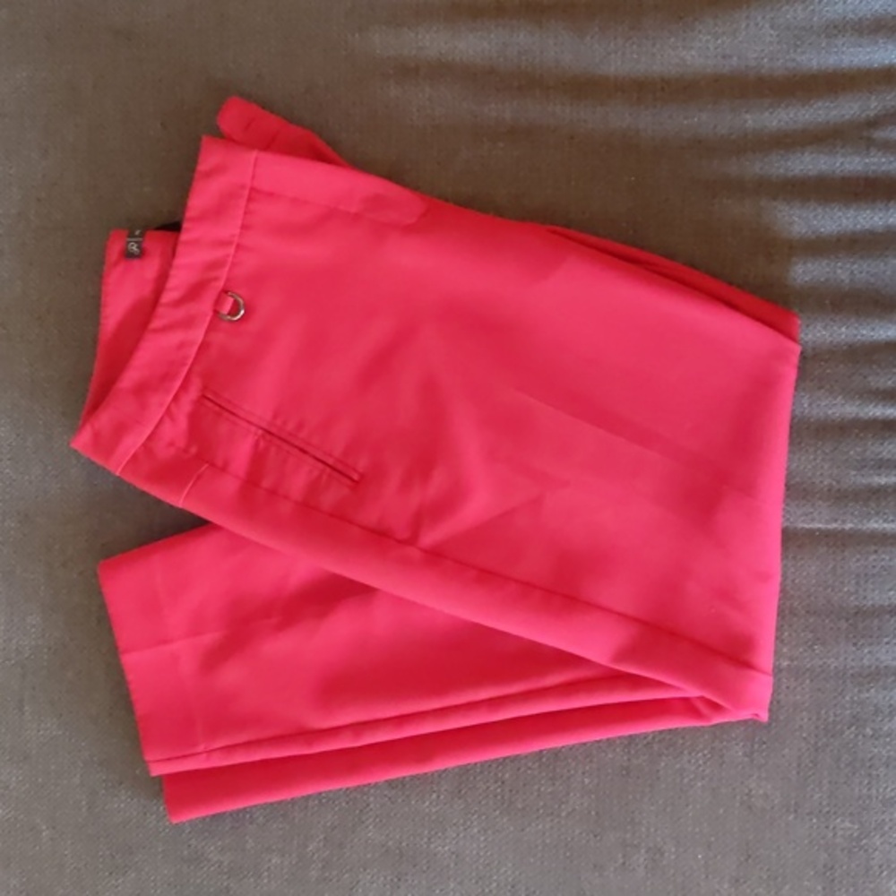 Red pants Adrianna Papell size 8 ❤️